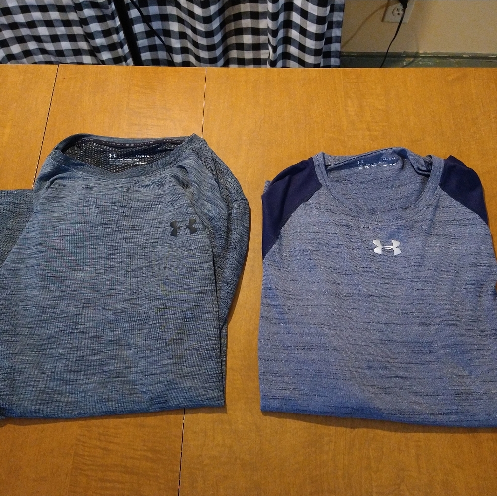 Lot of 2 Men's Large L/S Under Armour Tee Shirts
